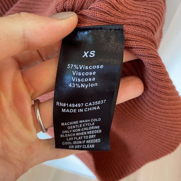 Joe’s Jeans Mock Neck Sleeveless Ribbed Tank - Picture 9 of 9